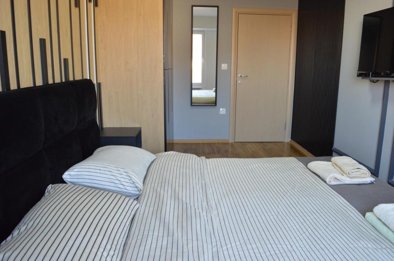 Unity Luxury Apartment - Скопье Экстерьер фото